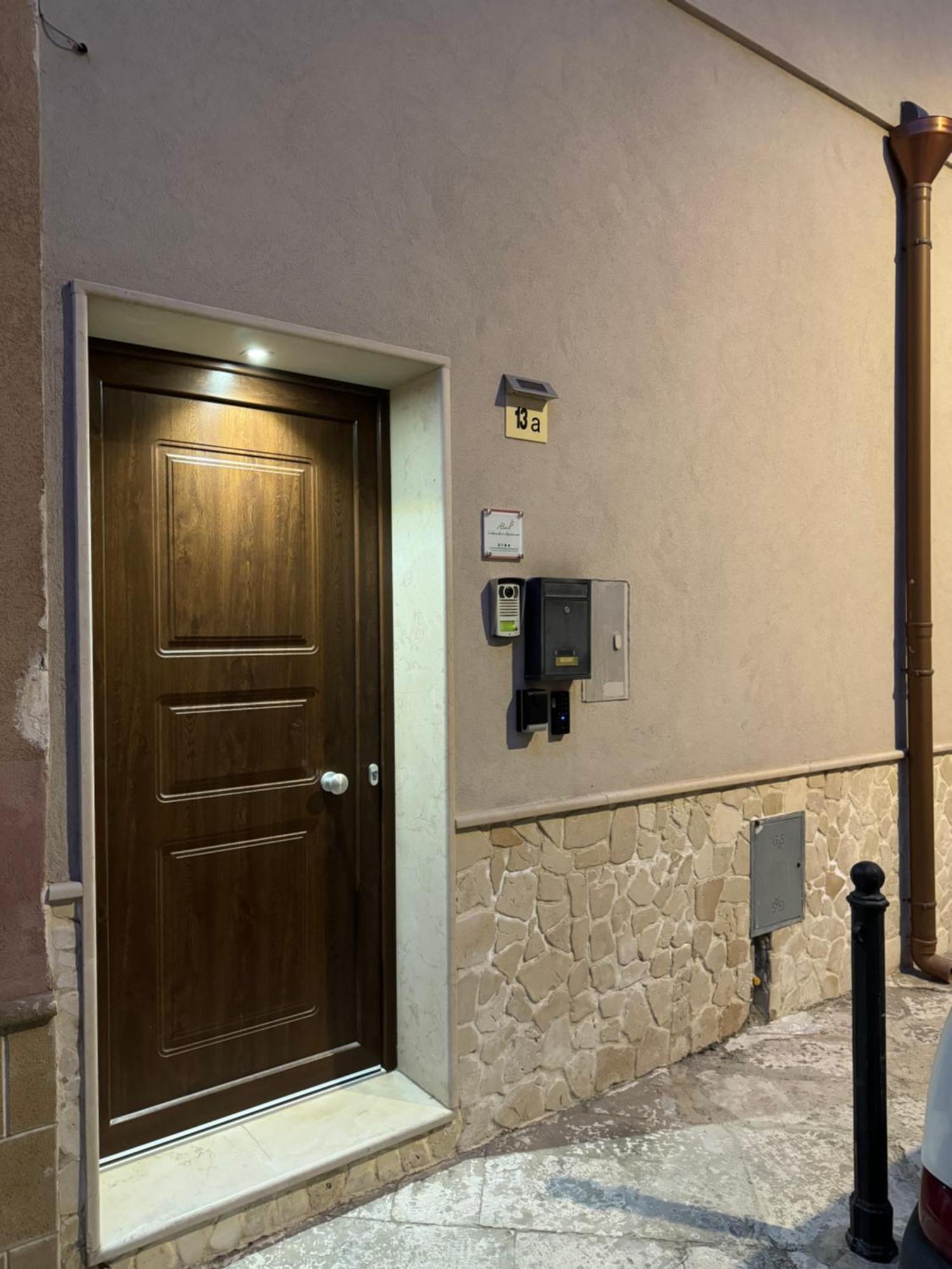 Alivi Indipendent Apartment Brindisi Luaran gambar
